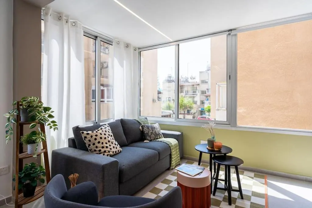 Cloudwalk 1- Bedroom Apartment In Larnaca