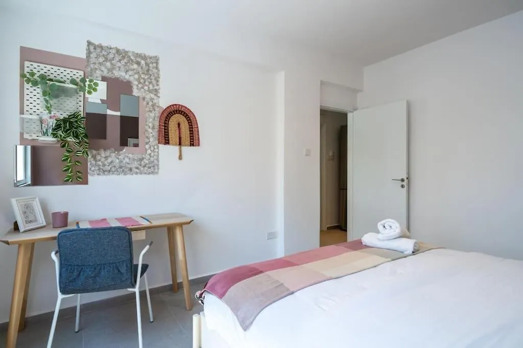 Cloudwalk 1- Bedroom Apartment In Larnaca